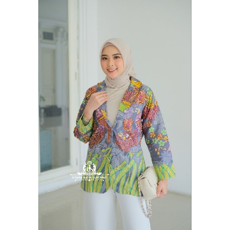 Batik Sukowati - [BISA COD] Blazer Batik Wanita Modern | Blazer Batik Modern | Baju Batik Wanita Ker