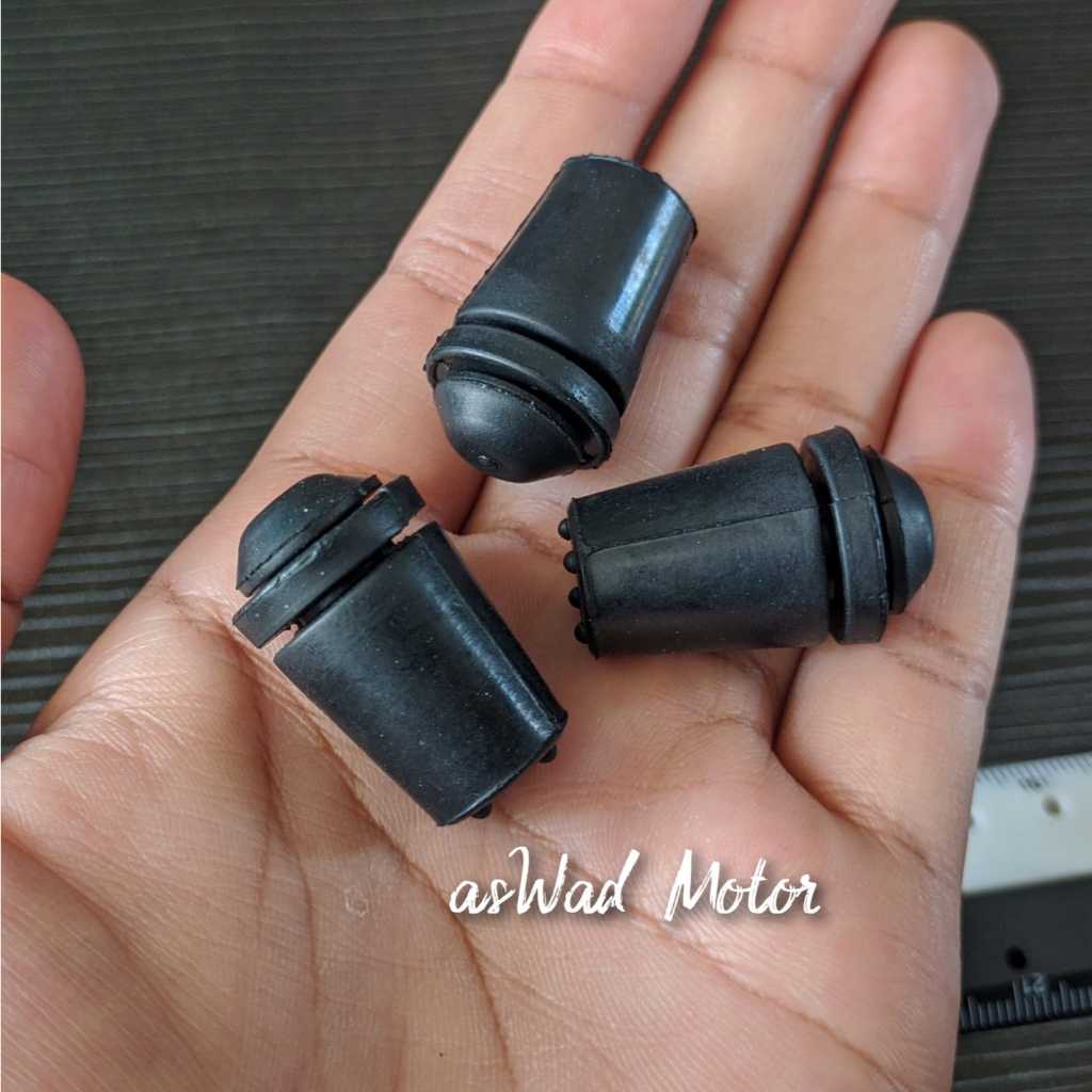 1PCS Karet Stopper Pintu Bagasi Grandmax Terios Rush Avanza Innova / Karet Stoper pintu bagasi mobil