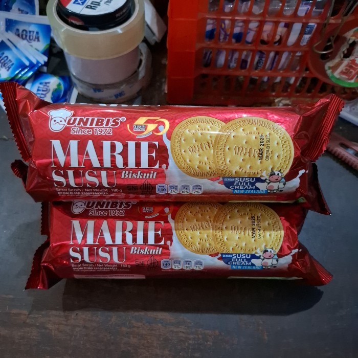 

Unibis Marie Susu Biskuit 180gram