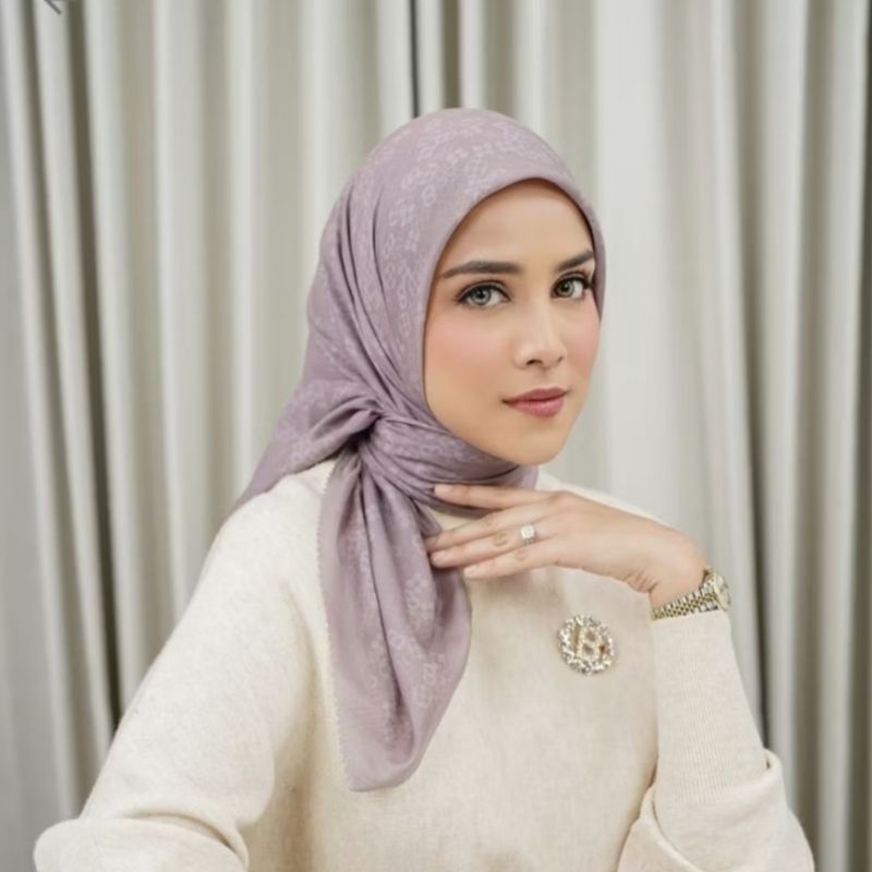 Buttonscarves Monogram Scramble New Aurora As Is