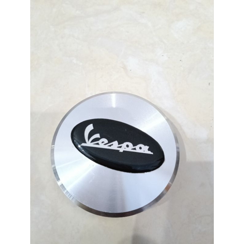 TUTUP TANGKI VESPA EXCEL HIGH MOTIF VESPA HITAM