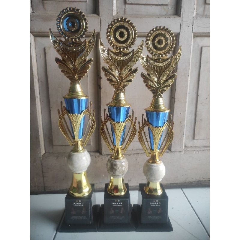 piala set kecil