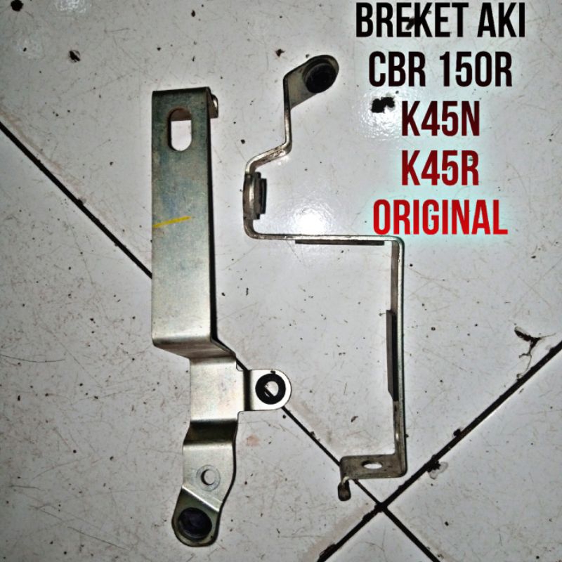 Breket aki CBR 150r k45N k45r original
