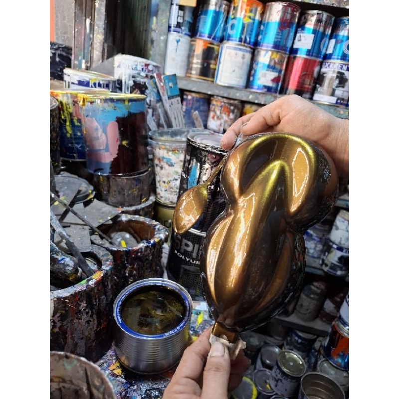 Cat PU Spider Black Gold