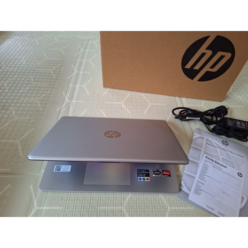 LAPTOP HP 14S FQ2002AU AMD RYZEN 5 5500U RAM 16 GB / SSD 512 GB