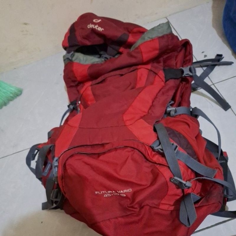 deuter futura vario 45+10