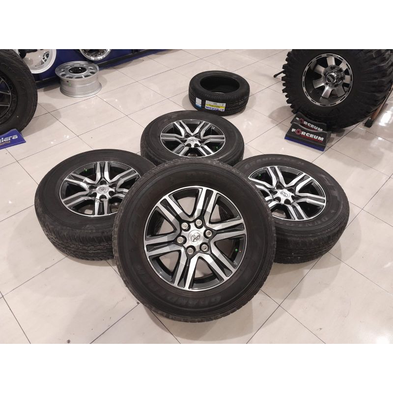 Velg mobil bekas fortuner GLX ring 17 + ban 265/65/17 dunlop