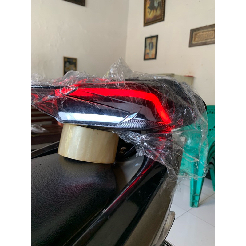 Stoplamp lazy lampu belakang vario 125 150 led old