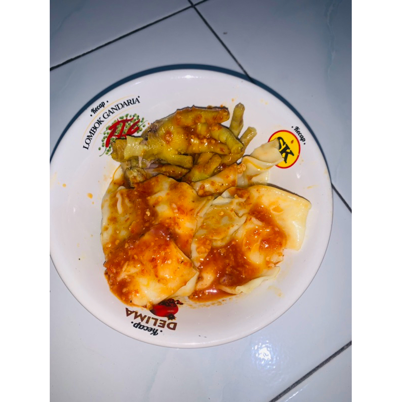 

pangsit rebus/wonton spicy (5 pcs)