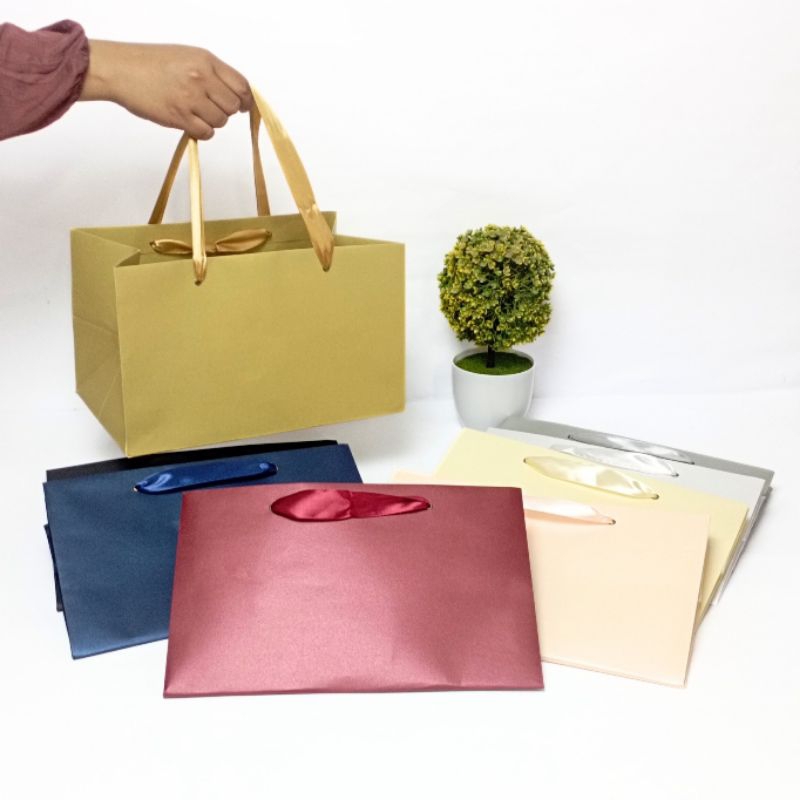 

paperbag uk 29×18×18 cm