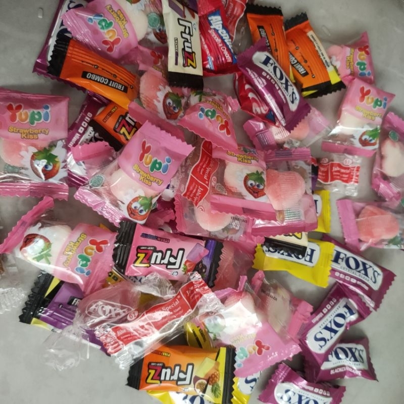 

harga per pcs permen random candy aneka rasa