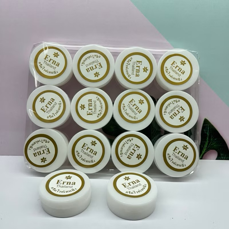 LUSINAN CREAM ERNA THAILAND SIANG DAN MALAM (12 PCS)