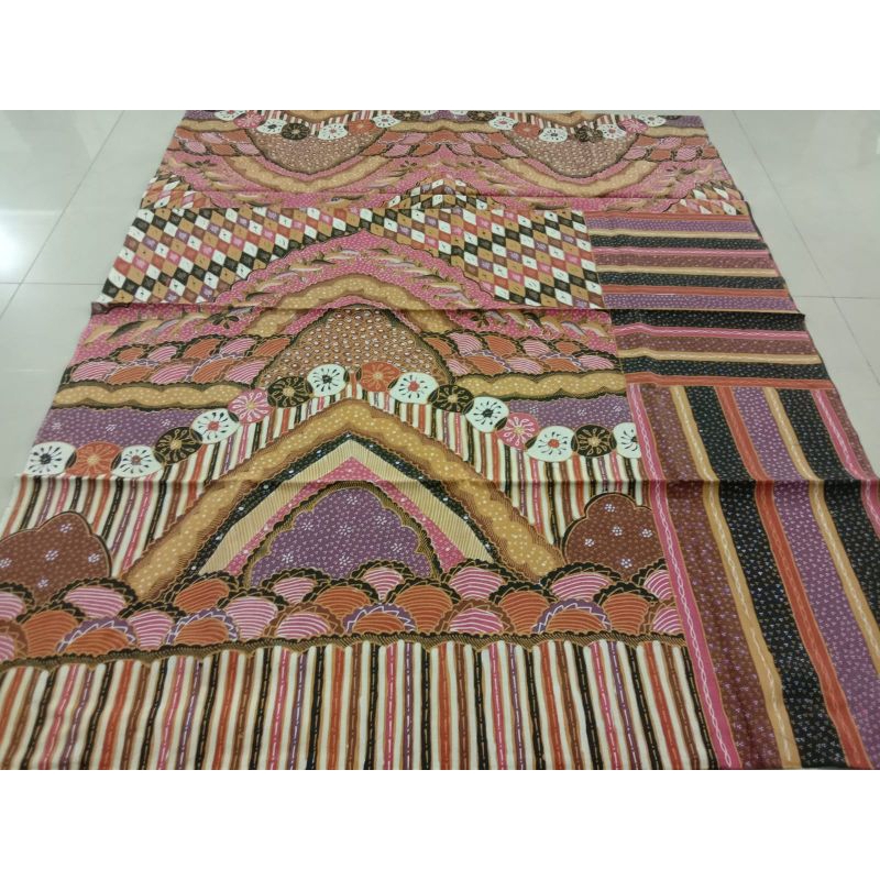 KAIN BATIK CIREBON BATIK TRUSMI BATIK FARIZA BATIK KATUN BATIK TULIS POLA KEMEJA