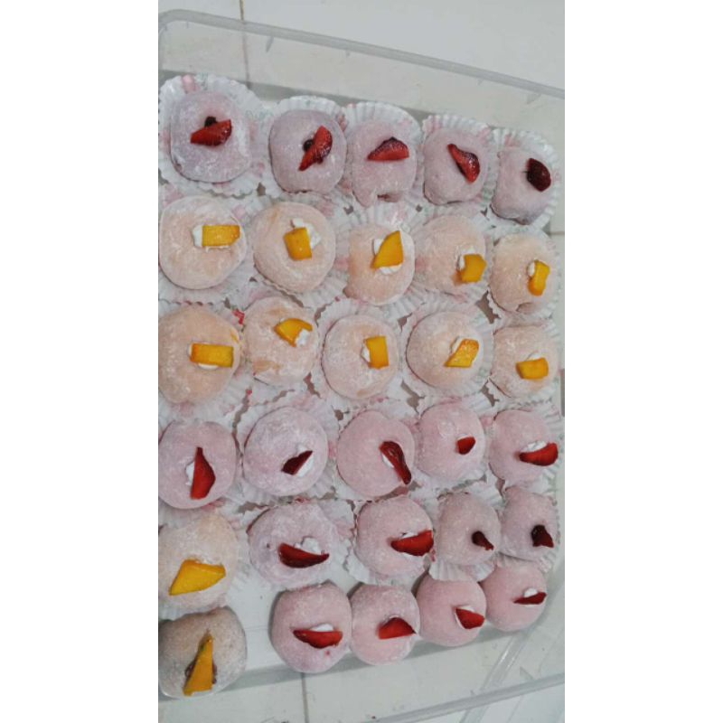

Mochi buah Fresh dibuat dihari yang sama hanya untuk INSTAN dan Sameday