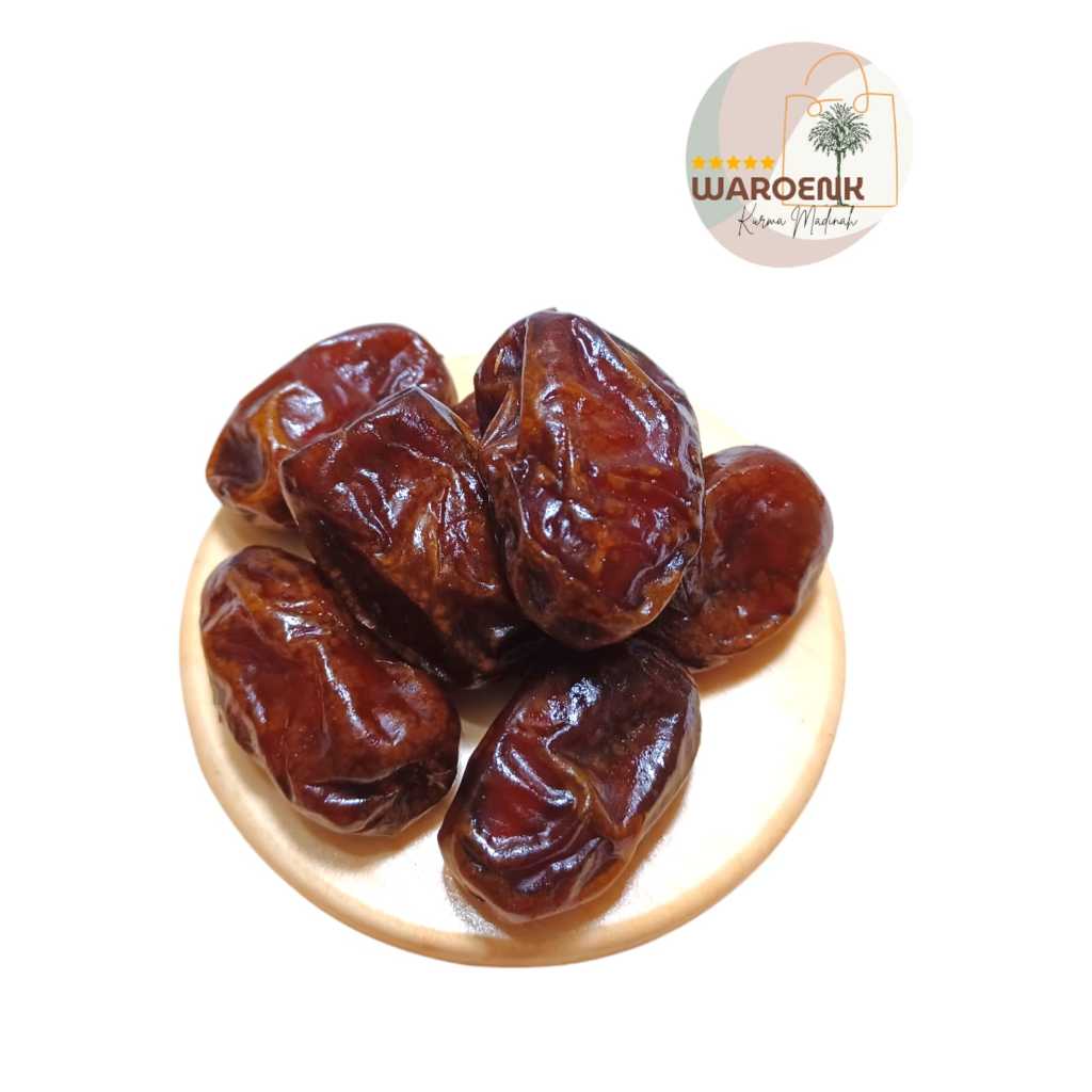 

KURMA MESIR 250G / KURMA MESIR GOLDEN VALLEY / KURMA / OLEH OLEH HAJI UMROH