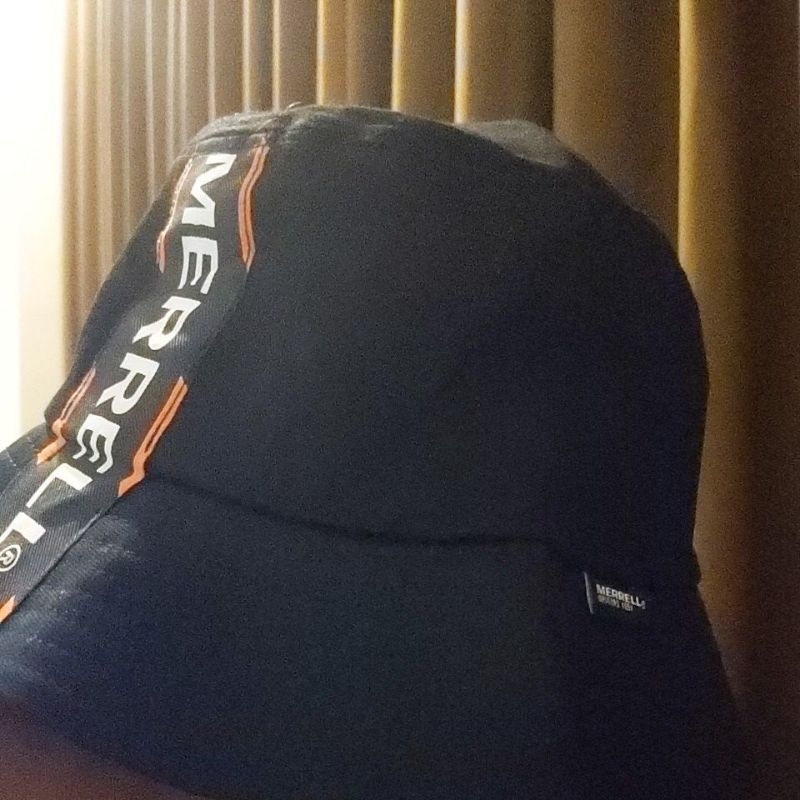 bucket merrell
