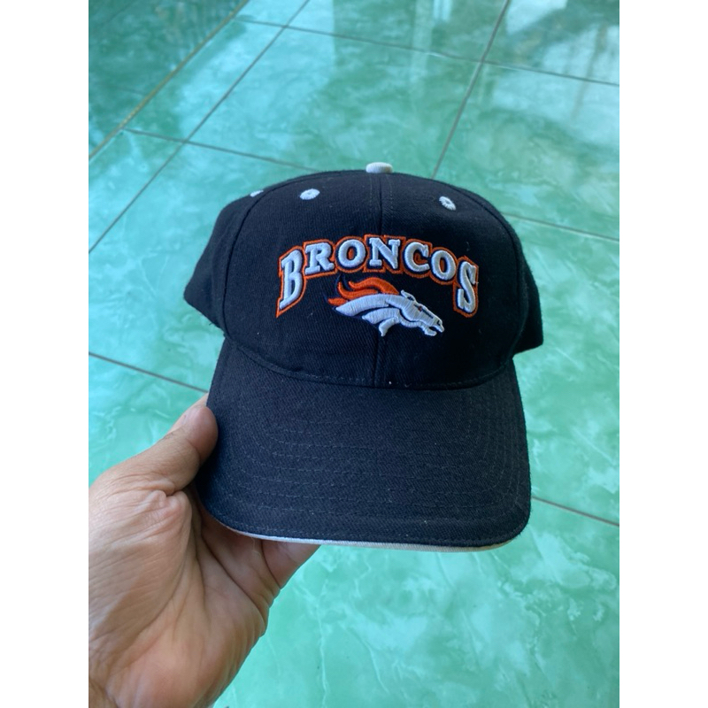 topi second broncos