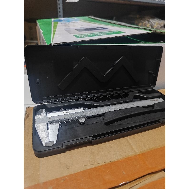 

jangka Sorong stainless stell micrometer panjang 15 cm akurat sampai 0.02mm