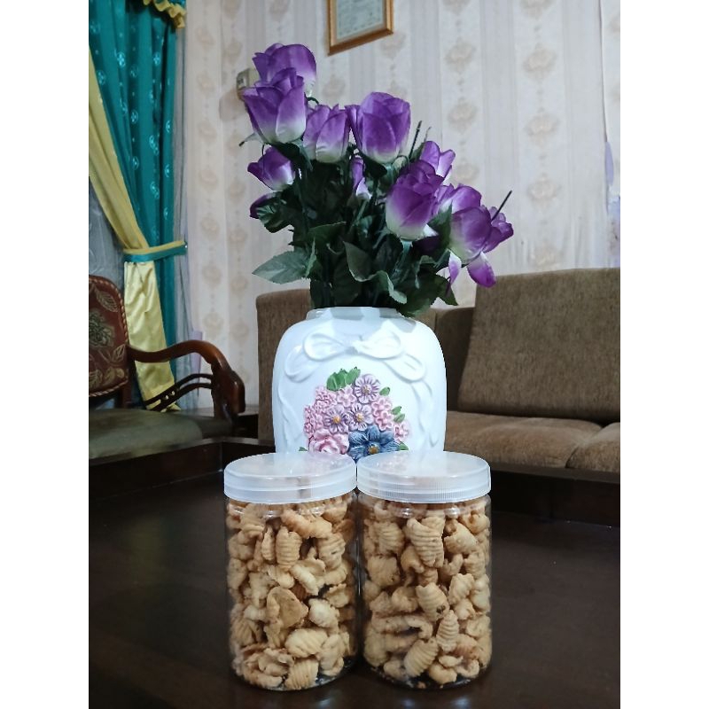 

KUE KUWUK/KUE GARPU/KUE KERANG 300GR