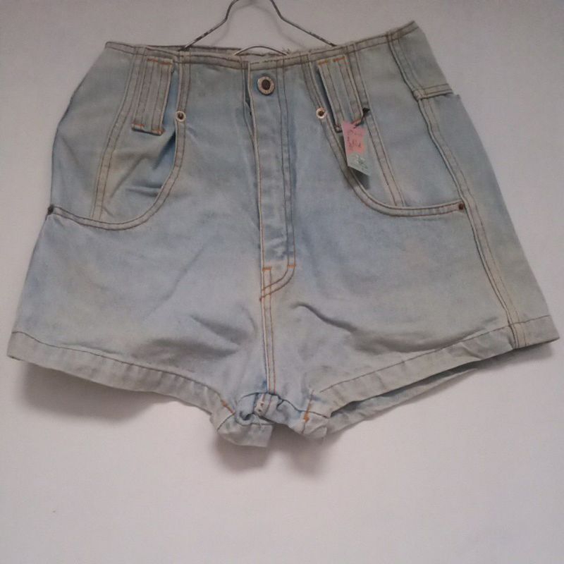 preloved hotpants wanita