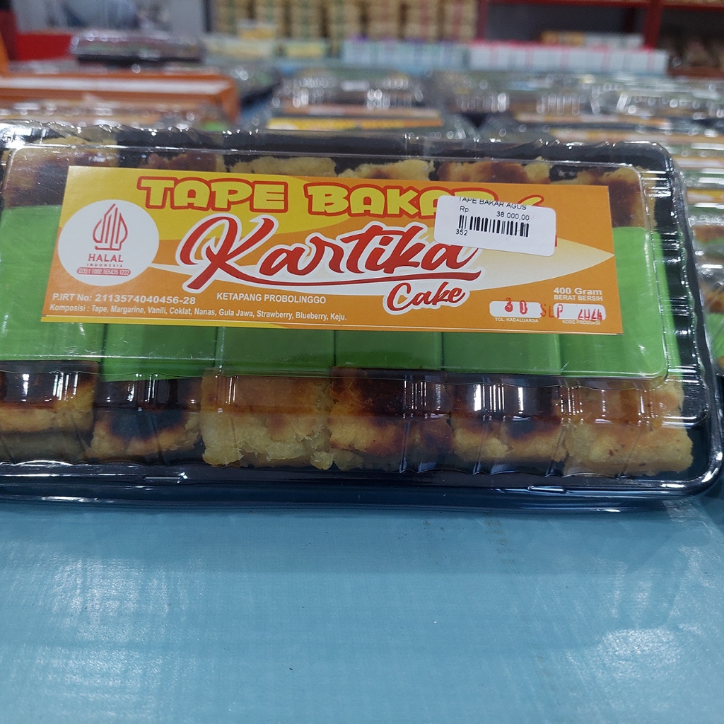 

Tape Bakar Kartika Cake