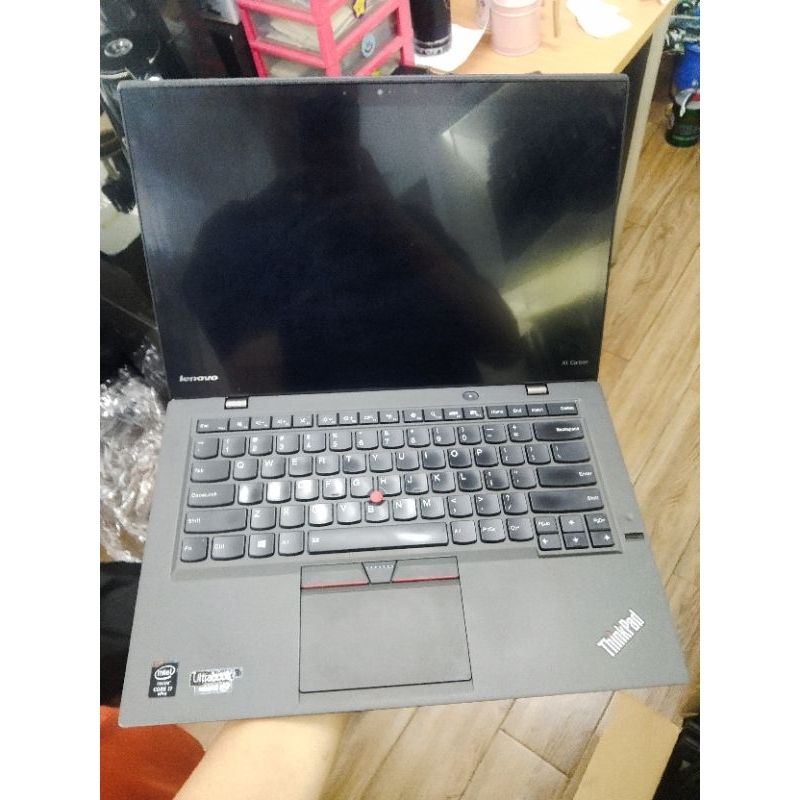 Lenovo tinkpad X1 carbon i7 gen5 ||ram 8 GB ||SSD 256 GB