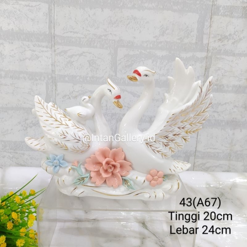 {PENGIRIMAN 24 JAM} Pajangan Keramik Angsa Putih Swan Import