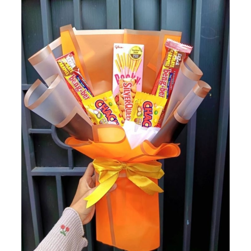

Bucket snack ulang tahun/bucket snack wisuda/bucket ulang tahun/bucket boneka/bucket snack mini