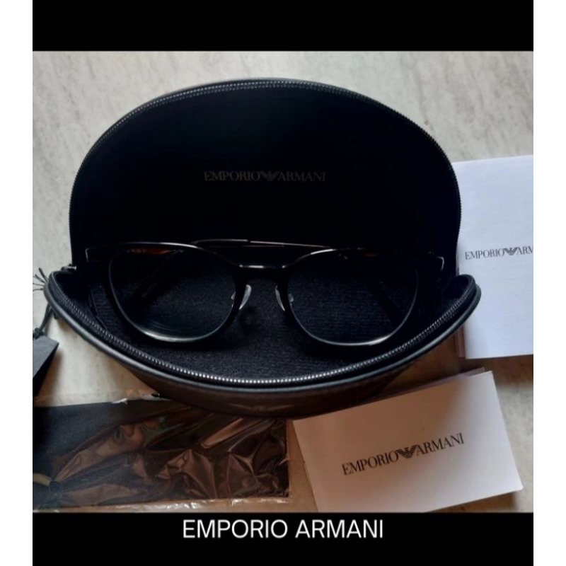 kacamata emporio armani