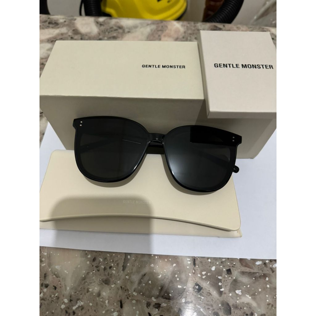 Kacamat Sun Glasses Gentle Monster Myma New Original