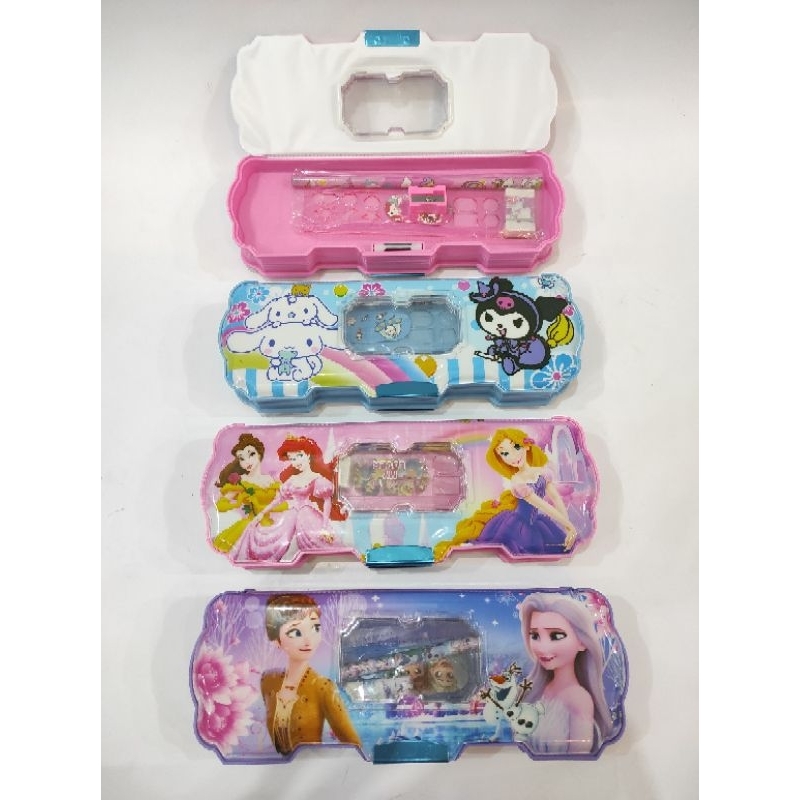 

Pencil Case / Kotak Pensil / Tempat Pensil Magnet Stationery Set Alat Tulis Motif Elsa, Motif Berbie, Motif kuromi Dan Motif Kuda Poni (40 262 013)