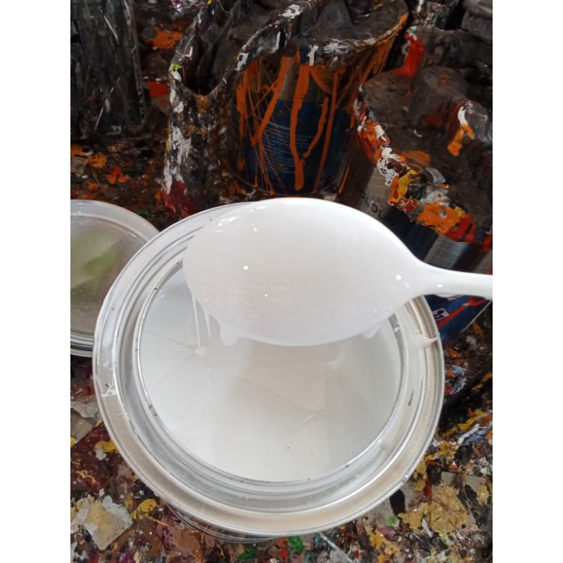 cat putih bersih,cat motor,mobil,dll