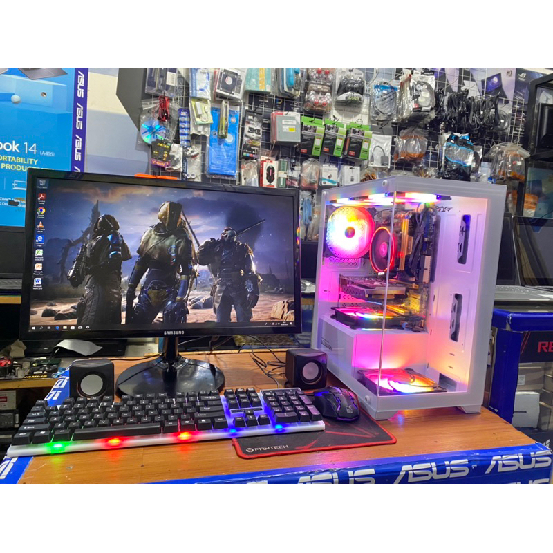 Satu Set Komputer Intel Core i7-2600K RAM 16GB