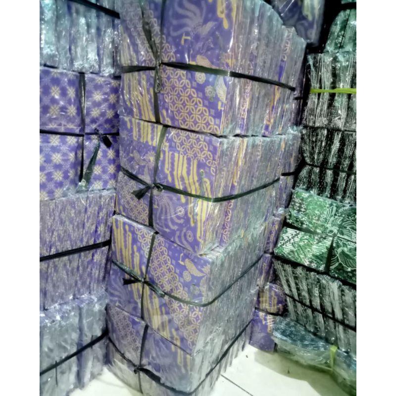 

paper bag/tas songgong/R5 uk 18x22/polos batik ready