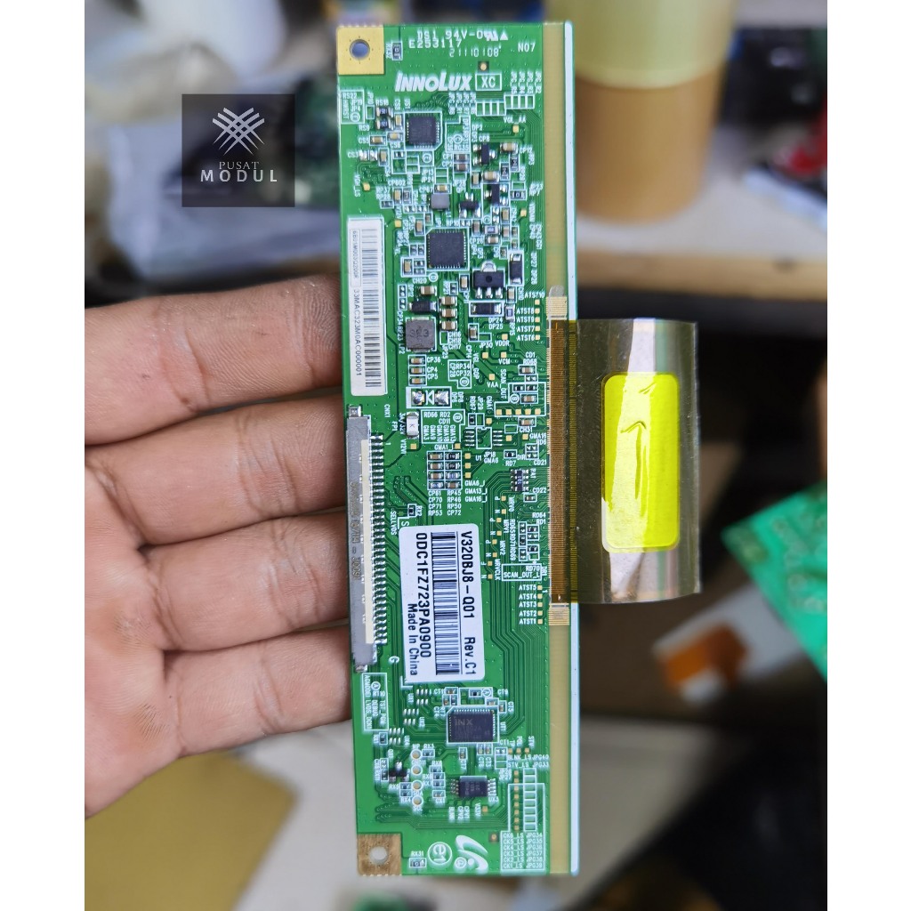 TCON INNOLUX V320BJ8-Q01 / TIKON V320BJ8-Q01 / COF V320BJ8-Q01 / IC INX IN518 / IC INX IN1802A