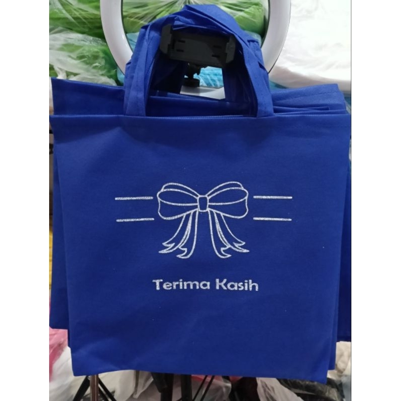 

tas bingkisan uk 30x30