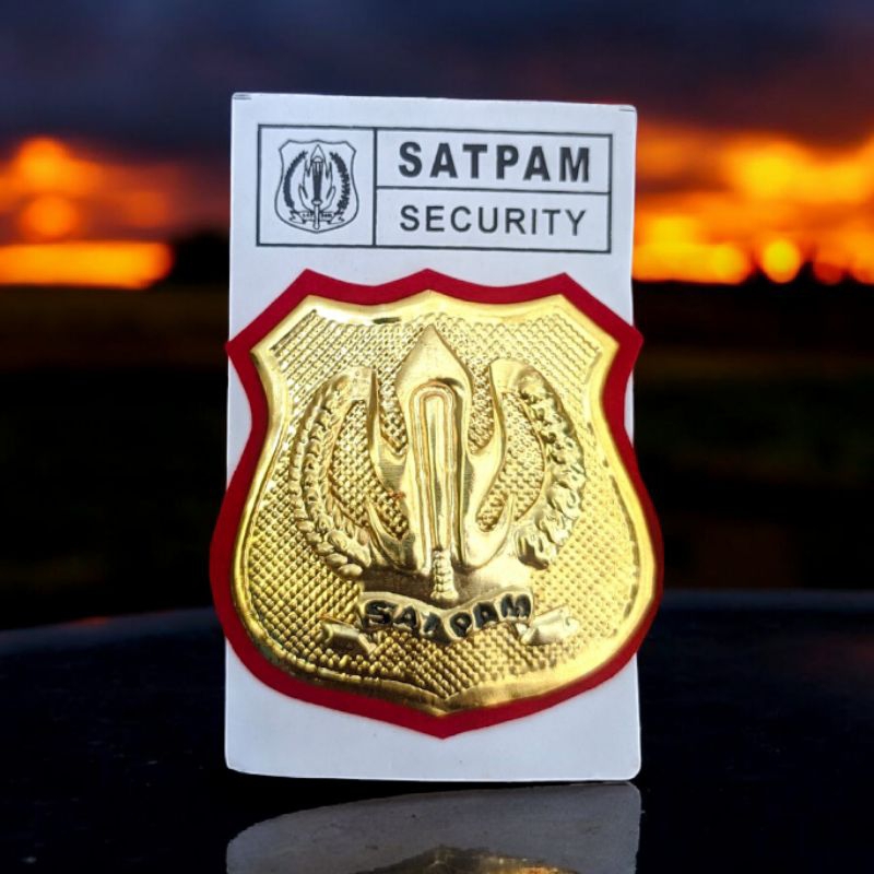 pin kewenangan satpam besar gold pin kewenangan security besar gold
