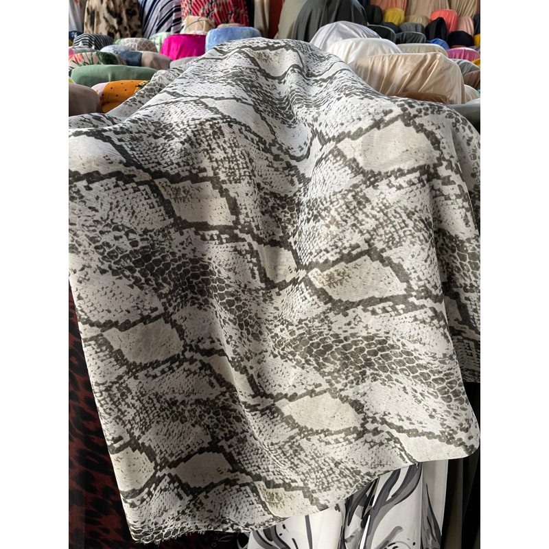 Kain Sifon Motif - Kain Motif Ular - Kain Ular - Kain Menerawang | Harga per 0,5M