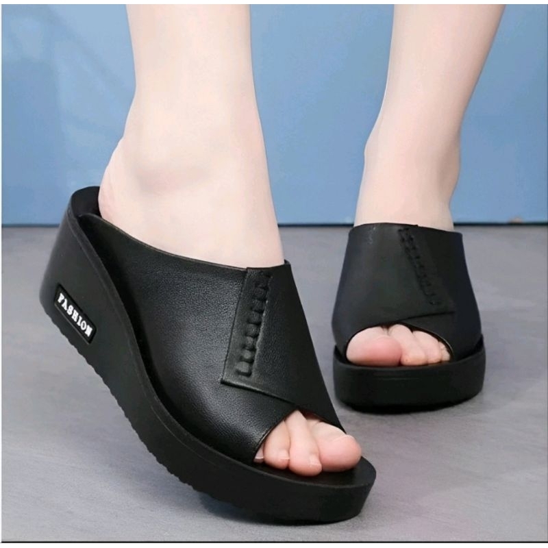 Sandal Slop Wanita Original Sendal Wanita SlipOn Wedges Pesta/Kondangan Sandal Casual Wanita Terbaru