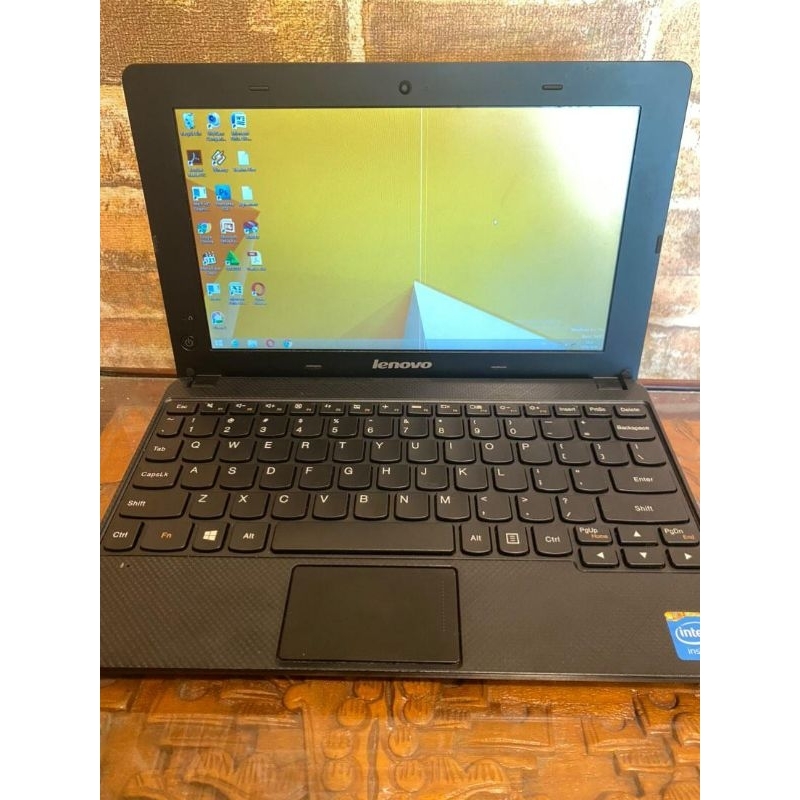 Laptop-Notebook-Komputer-laptop second-laptop bekas-Lenovo E10-30
