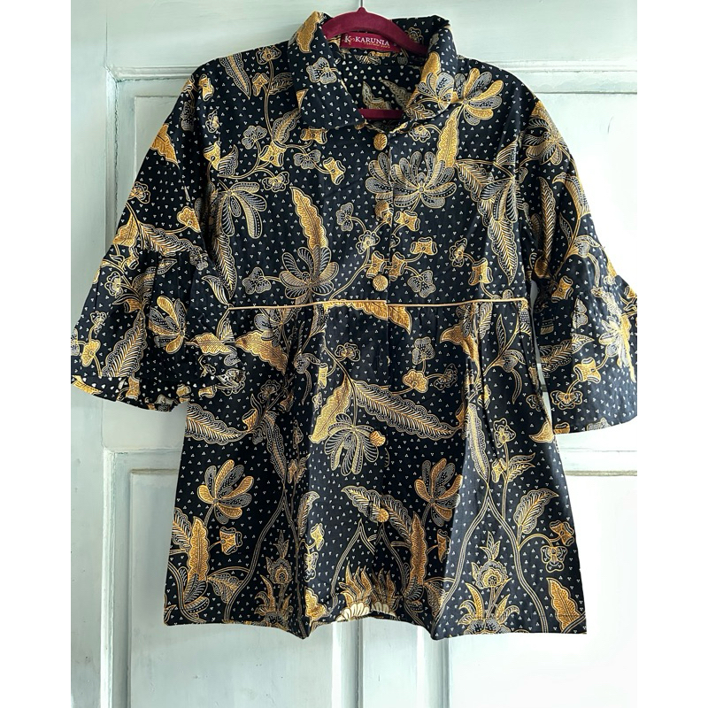 Batik Hitam Kuning