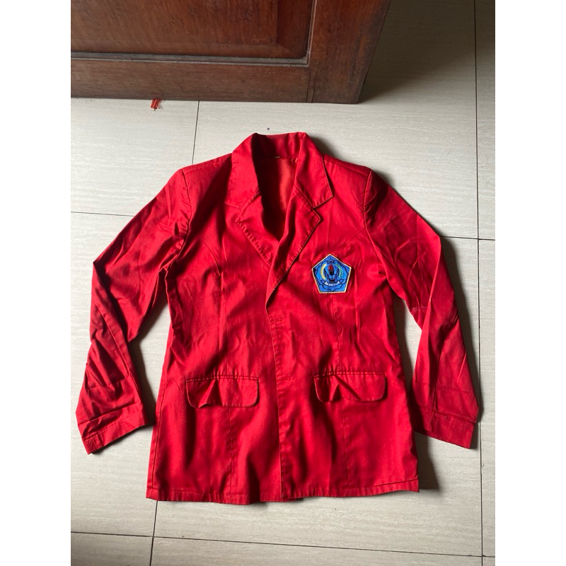 Preloved almet merah ukuran M/L