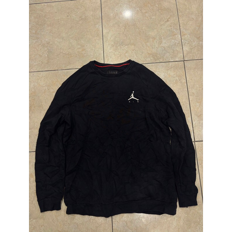 crewneck nike air jordan hitam bekas