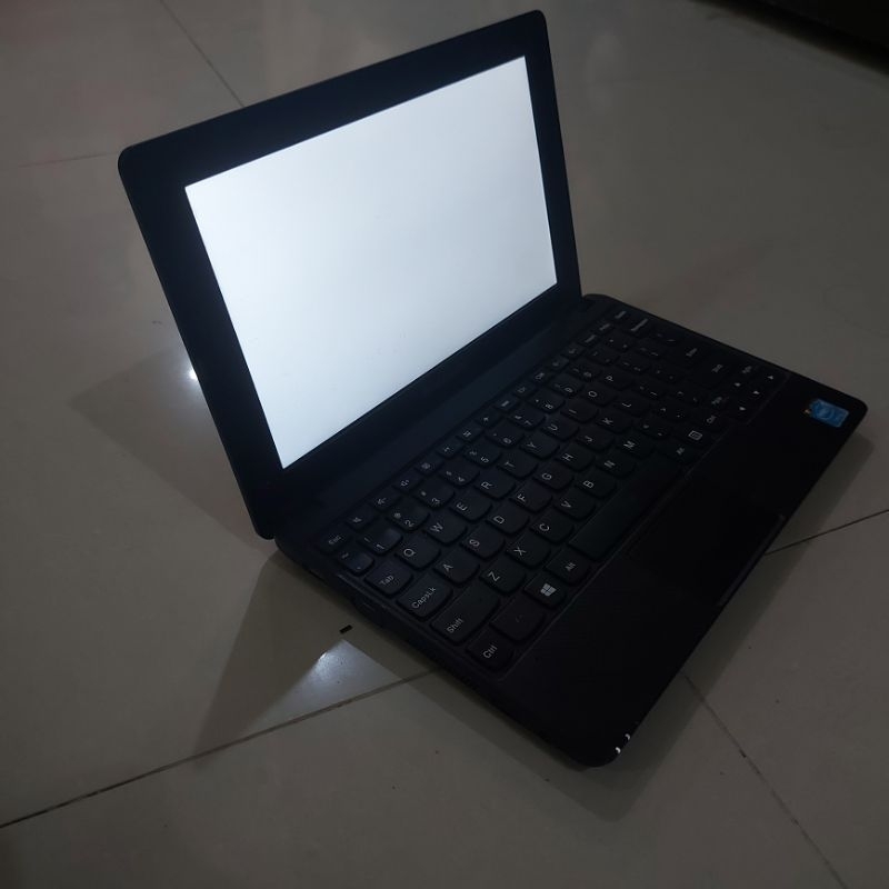 laptop Notebook lenovo s10. 10 inci
