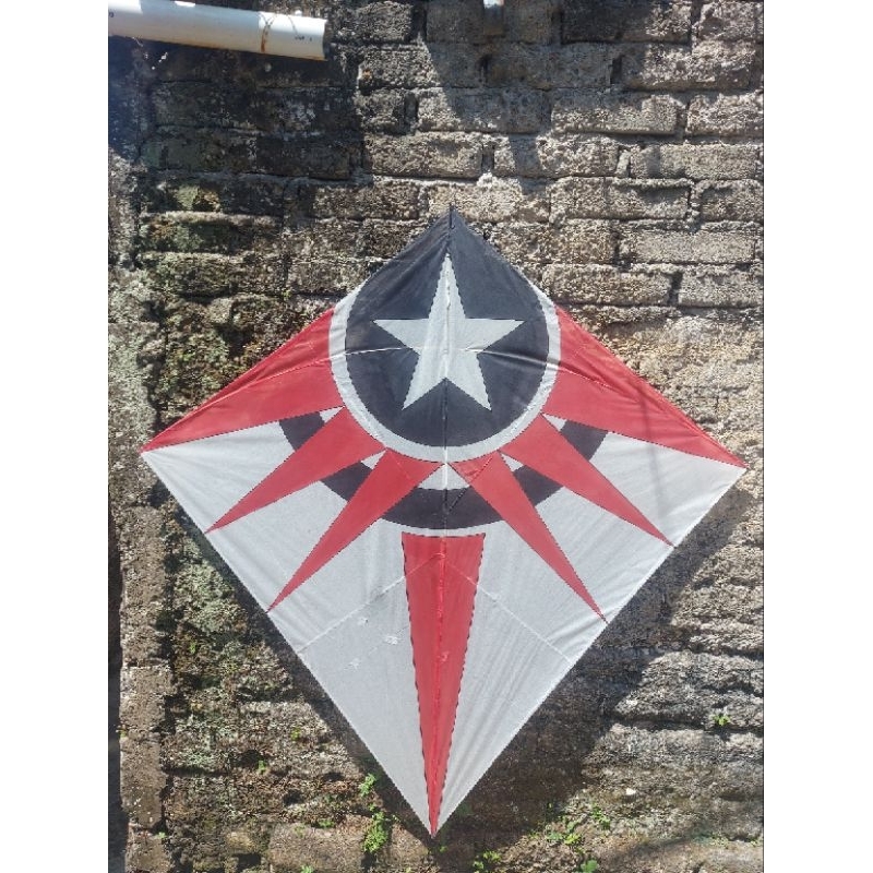 layangan bomber ukuran 150 s/d 160 cm kualitas bagus