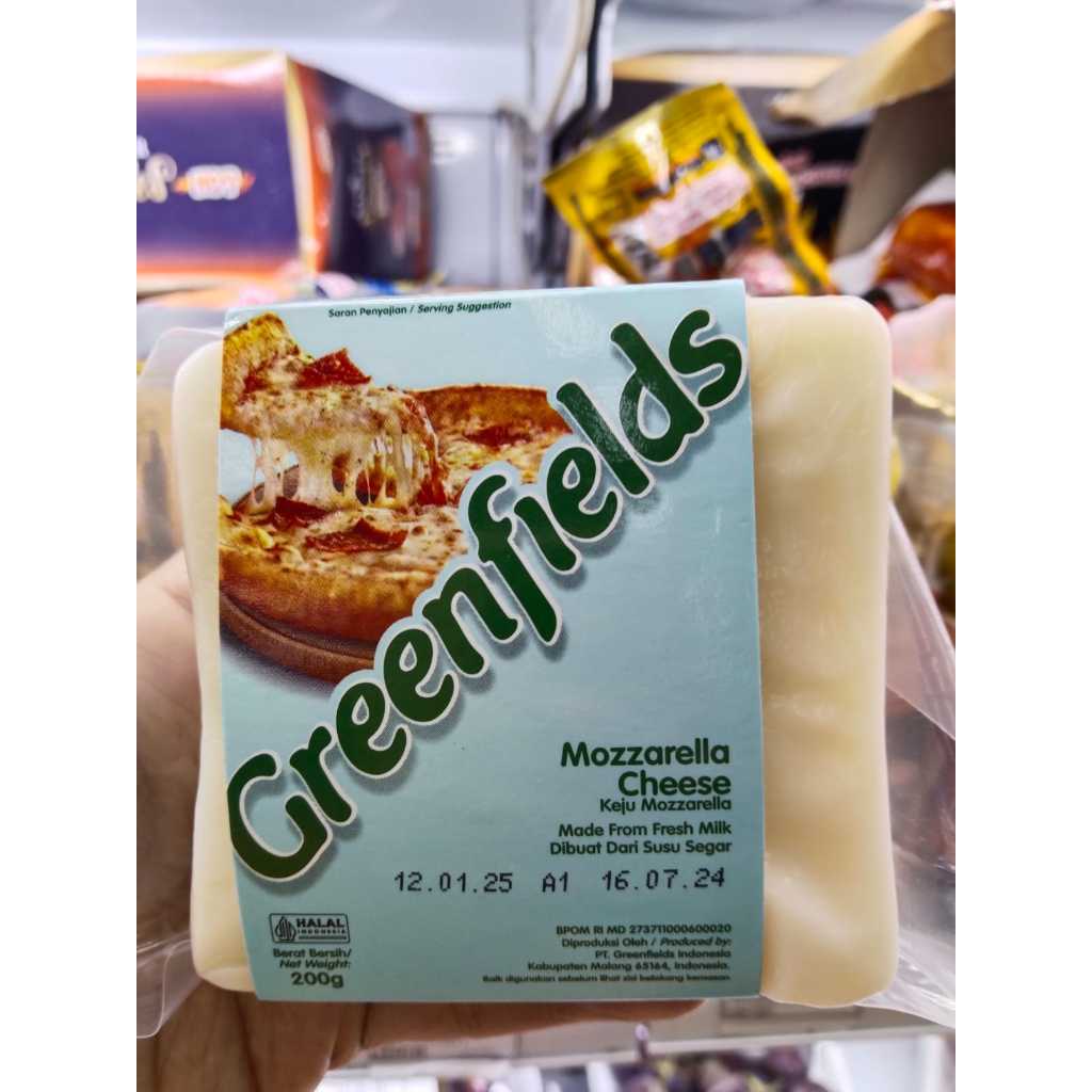 

Greenfields Mozzarella Cheese / Keju Mozzarella 200gr