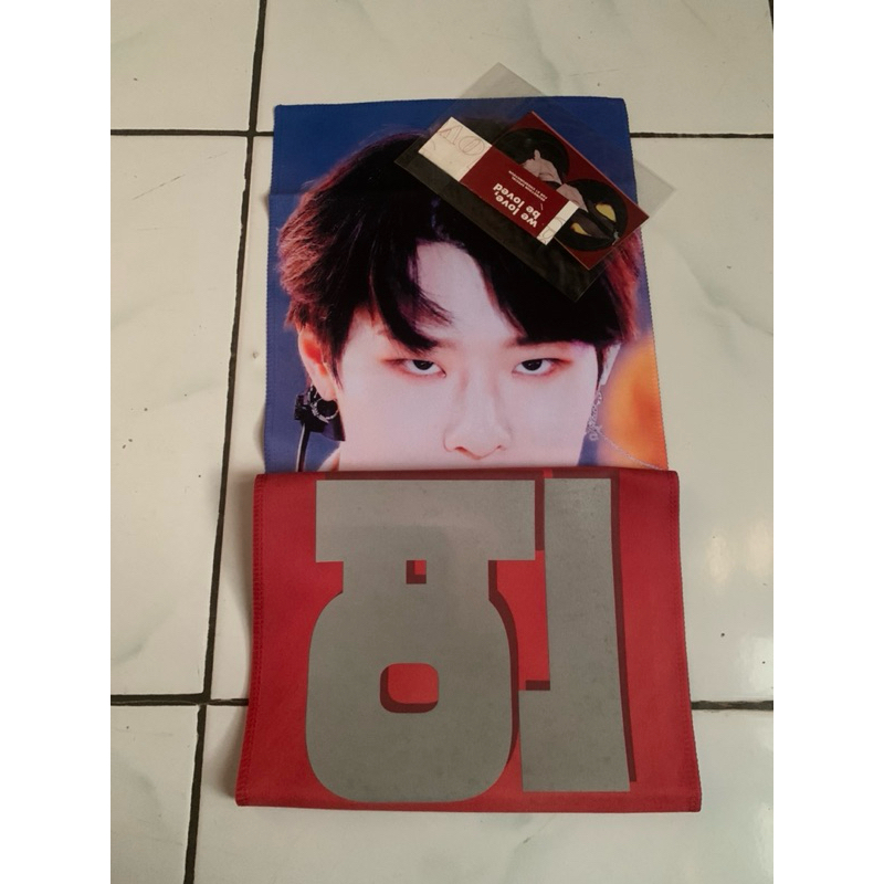 slogan choi seungyoun woodz x1 konser