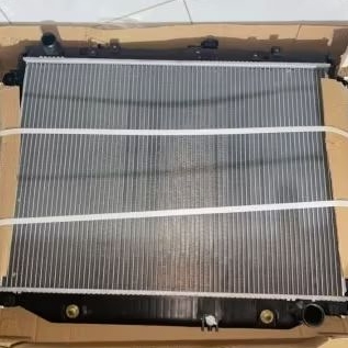 Radiator Toyota Landcruiser Vx 100 Vx100