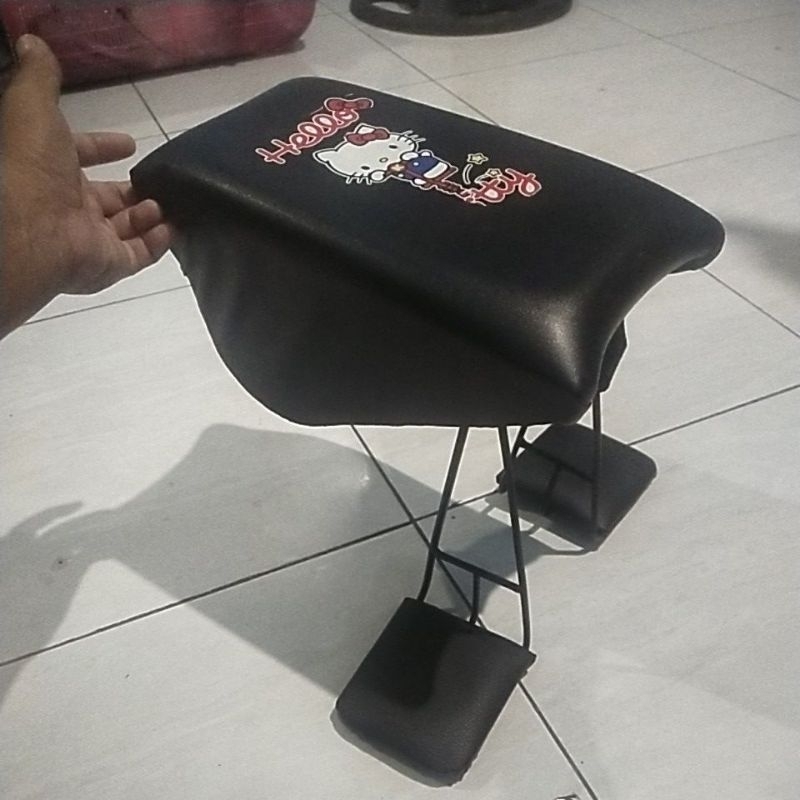 jok boncengan anak motor metik + pijakan kaki ada spon