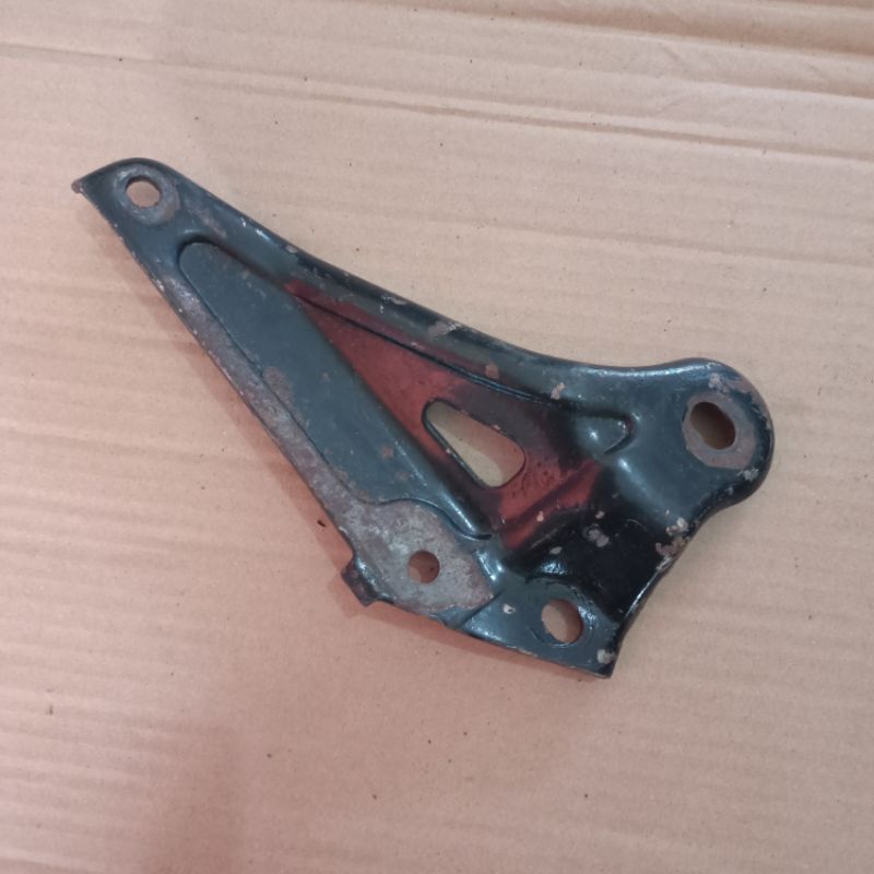 Bracket brecket braket breket pangkon dudukan knalpot Honda Astrea prima win 100 win100 original cop